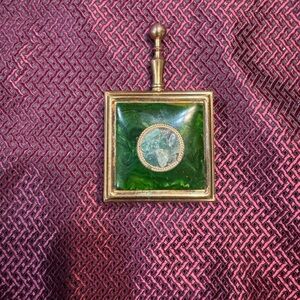 Vintage 1940’s Emerald & Brass Woman’s Pocket Case - Key Holder - Compact